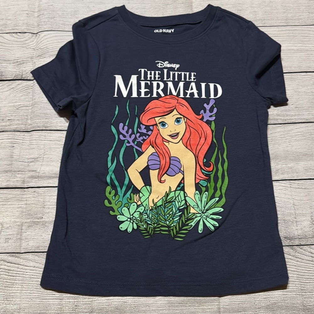 Old Navy Disney Little Mermaid Short Sleeve Shirt size 5T